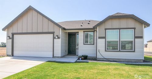 800 K St Ne, Quincy, WA, 98848-1743 | Card Image