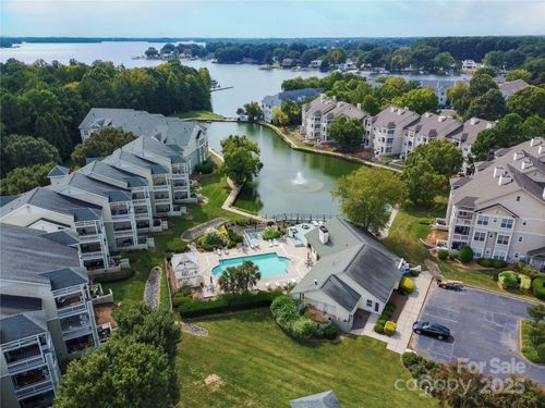 apt-305-18742 Nautical Dr, Cornelius, NC, 28031-8240 | Card Image