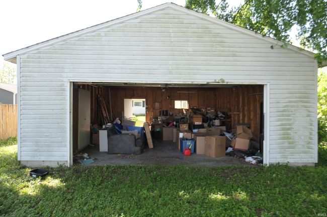 2116 Usher St, House other with 3 bedrooms, 1 bathrooms and null parking in Logansport IN | Image 14