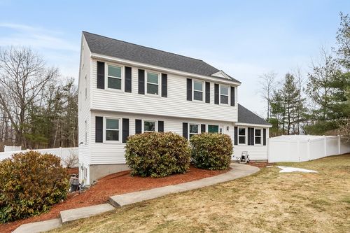 27 Merrimac Dr, Pepperell, MA, 01463-1459 | Card Image
