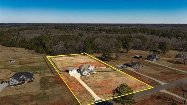 117 Lake Point Dr, House other with 4 bedrooms, 4 bathrooms and 5 parking in Williamson GA | Image 59