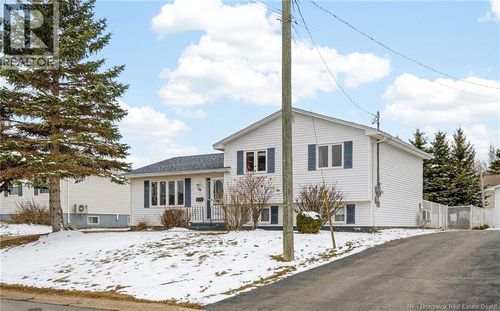 54 Simpson Crt, Riverview, NB, E1B4P2 | Card Image