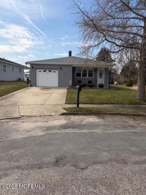 16 Mirador Ct, Berkeley, NJ, 08757-4110 | Card Image