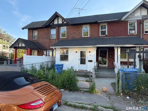 52 Oak St, Waterbury, CT, 06704-3840 | Card Image