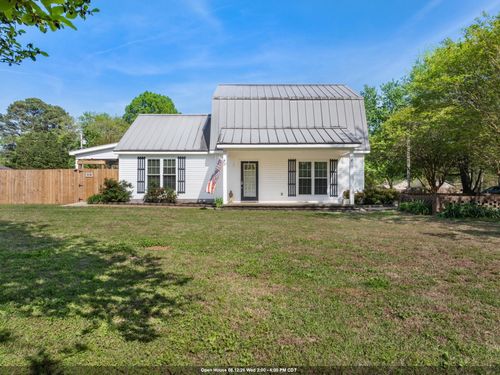 10 Montclair Dr, Killen, AL, 35645-8017 | Card Image