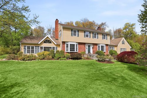 177 Quinn Rd, Briarcliff Manor, NY, 10510-2132 | Card Image