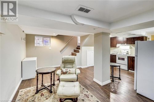 3-41 Carrick Ave, Hamilton, ON, L8M2W2 | Card Image