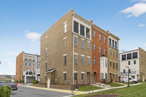 520 Belvedere Ave, Blacksburg, VA, 24060-5254 | Card Image