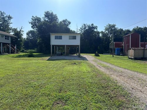 72 S River Rd, Elsberry, MO, 63343-3311 | Card Image