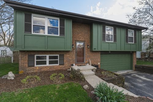 831 Lantern Dr, Marysville, OH, 43040-1279 | Card Image