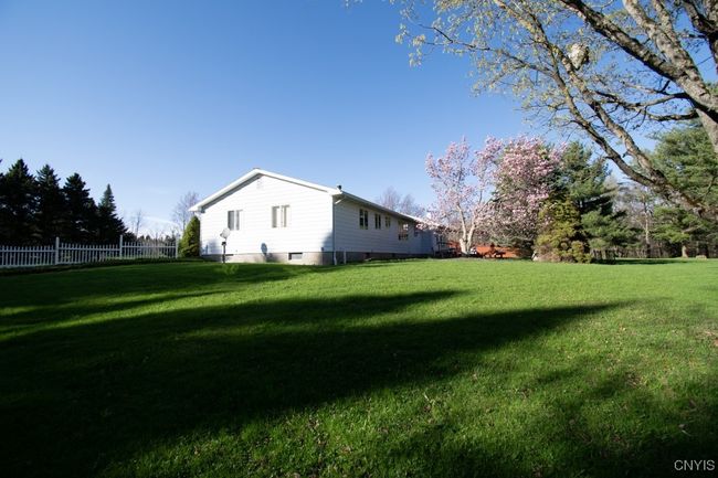 462 Hacadam Rd, House other with 3 bedrooms, 2 bathrooms and null parking in Sauquoit NY | Image 6