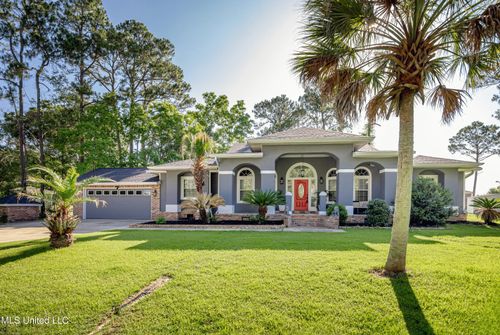 4213 Victoria Ln, Biloxi, MS, 39532-8807 | Card Image