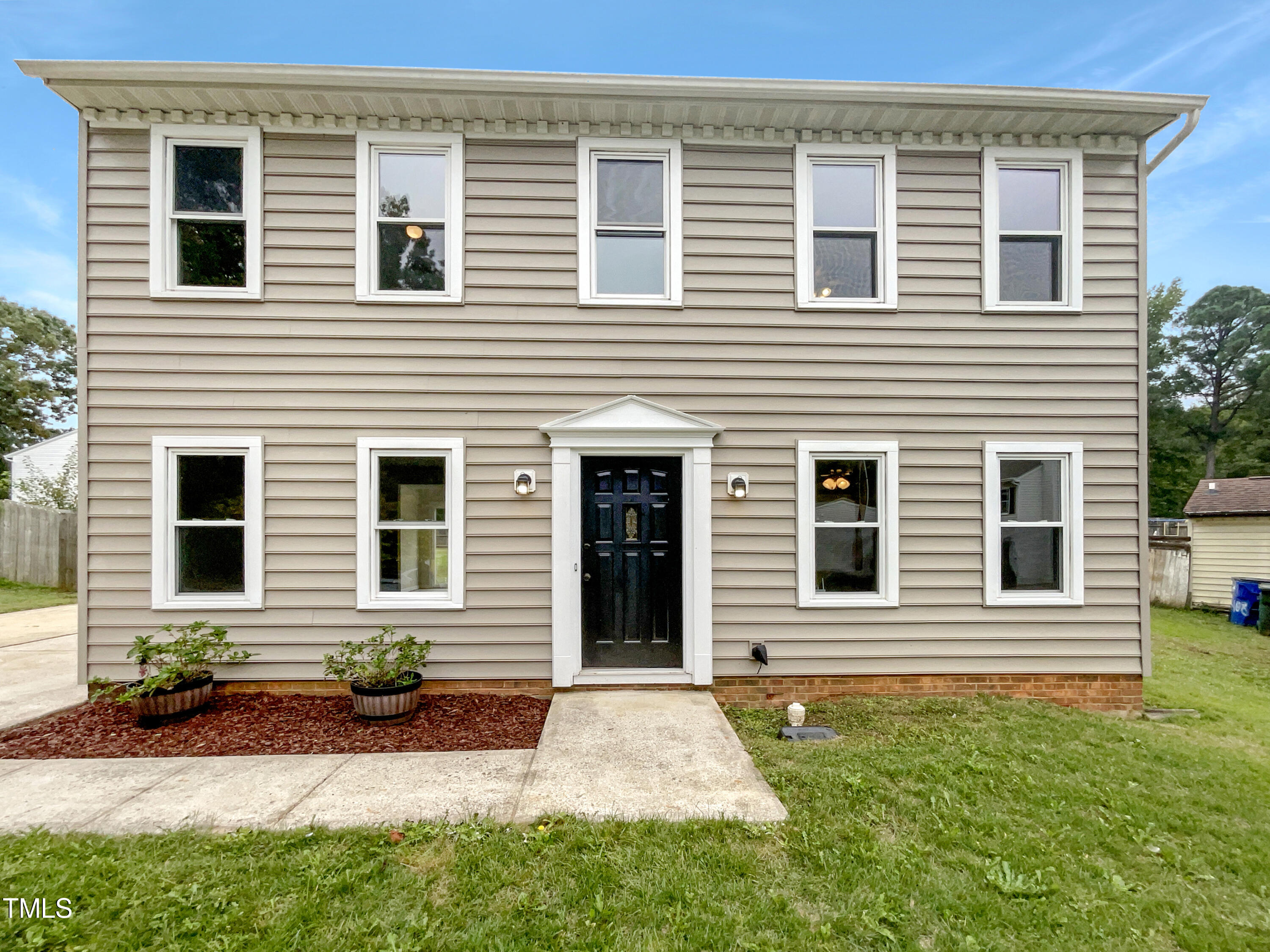 Winnie Pl, Raleigh, NC 27603
