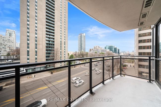 510 - 33 Sheppard Ave E, Condo with 2 bedrooms, 2 bathrooms and 1 parking in North York ON | Image 20