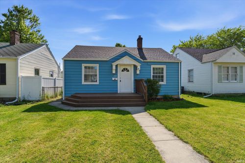 2021 Hollywood Place, South Bend, IN, 46616-2114 | Card Image