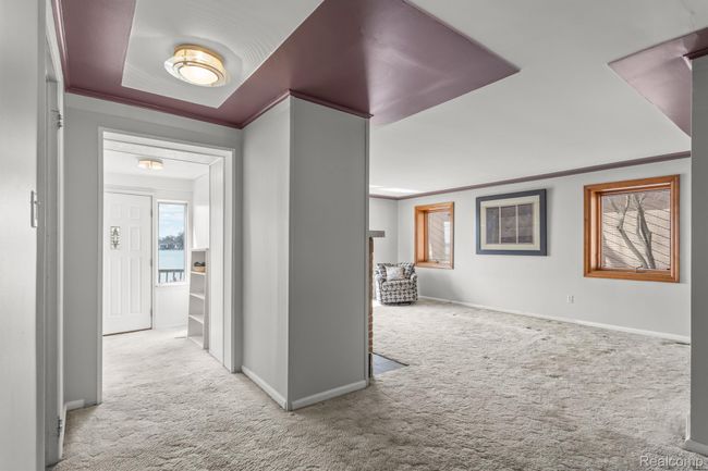 7989 Locklin, House other with 3 bedrooms, 1 bathrooms and null parking in West Bloomfield MI | Image 6