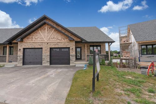32 Pond Street, Trent Hills, ON, K0L1Y0 | Card Image