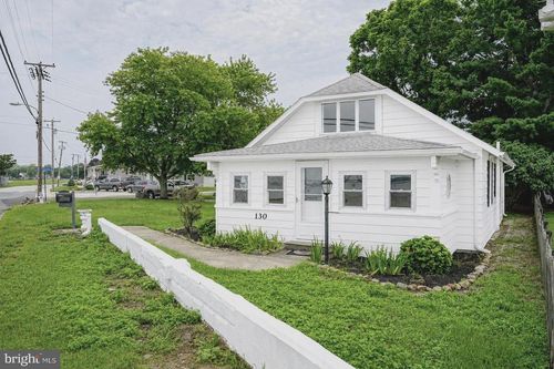 130 Riviera Dr, PENNSVILLE, NJ, 08070-3350 | Card Image
