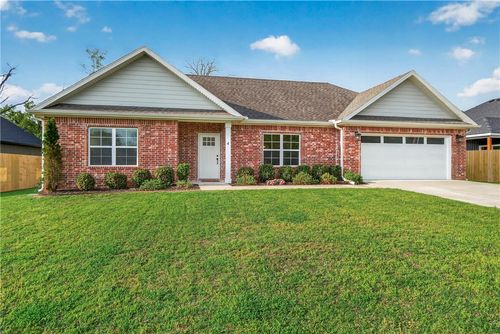4 Wendike Pl, Bella Vista, AR, 72715-5228 | Card Image
