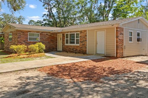 1009 Se 20th St, GAINESVILLE, FL, 32641-9415 | Card Image