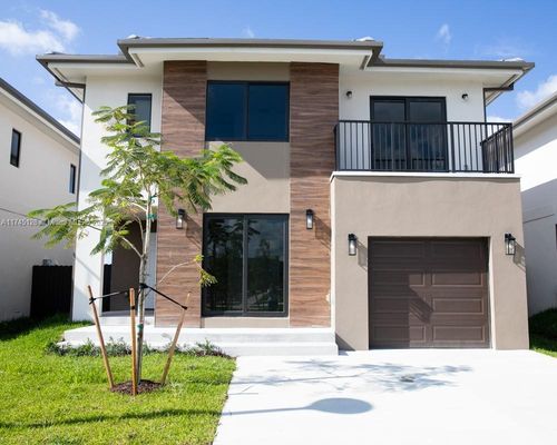 301 Nw 12th Ct, Florida City, FL, 33034-3425 | Card Image