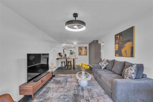 34-2607 Ne 8th Ave, Wilton Manors, FL, 33334-2579 | Card Image