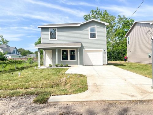 306 N Orange St, Sweeny, TX, 77480 | Card Image