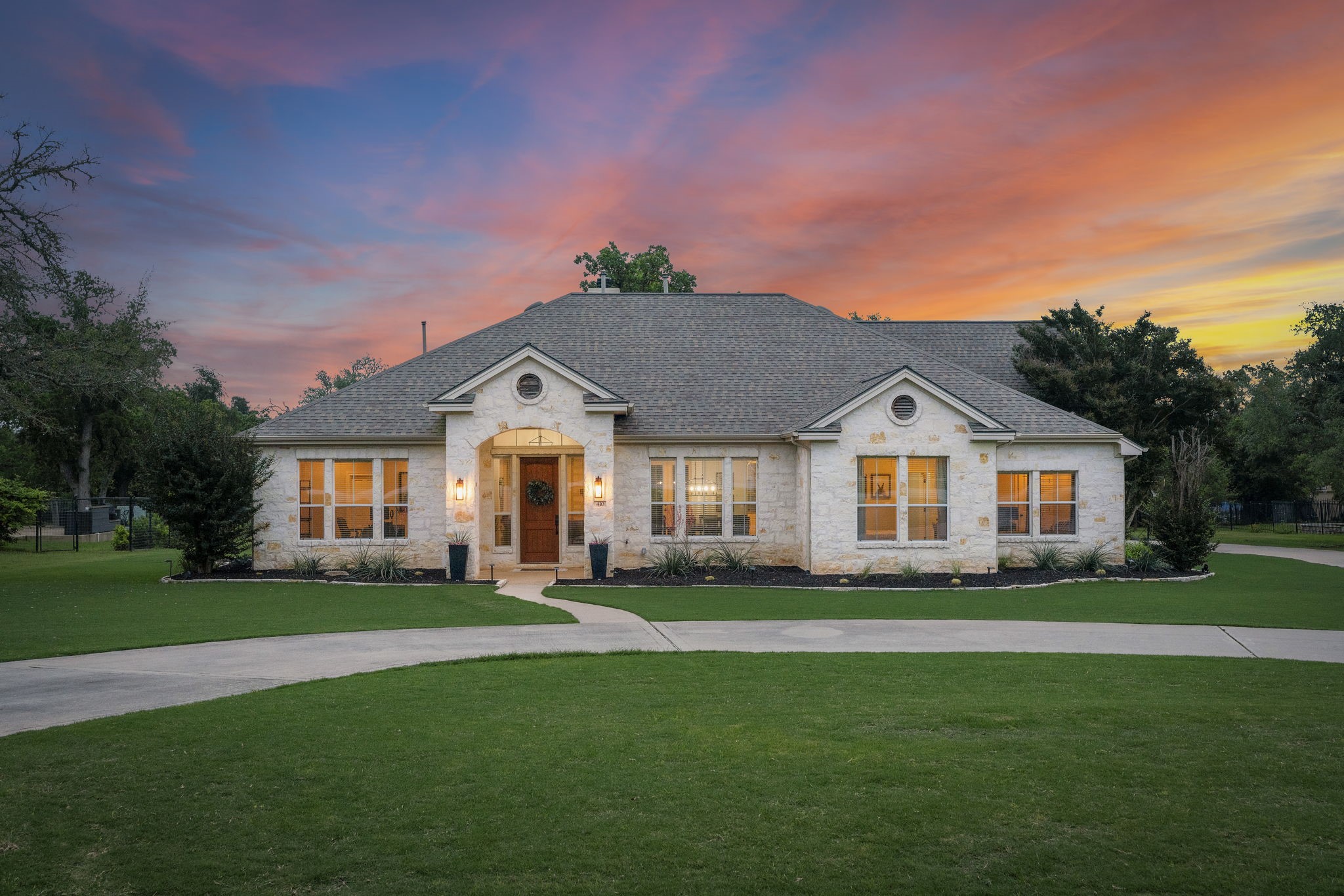 Shadywood Ln, Dripping Springs, TX 78620