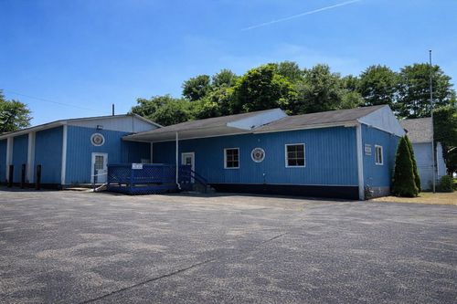 806 Orchard St, Dowagiac, MI, 49047-1122 | Card Image