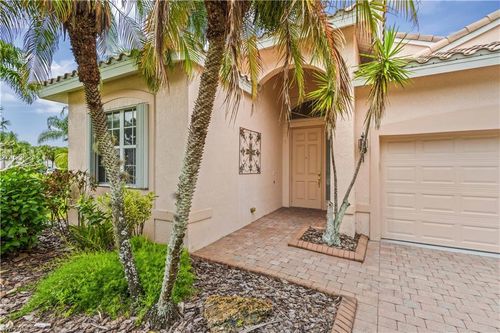 20084 Castlemaine Ave, ESTERO, FL, 33928-3408 | Card Image