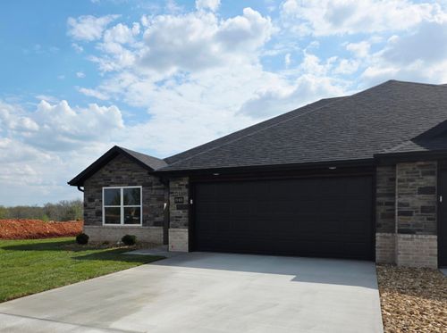 840 E Crystal Ave, Nixa, MO, 65714-7665 | Card Image