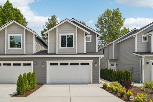 1315 83rd Ave Se, Lake Stevens, WA, 98258-3637 | Card Image