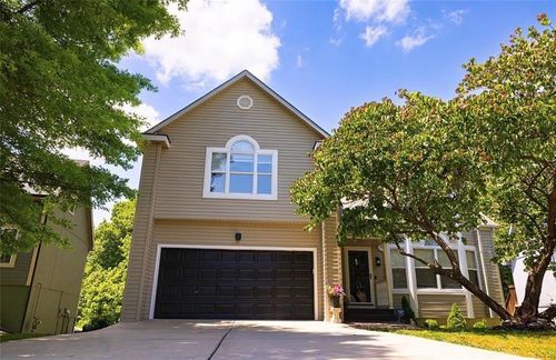 1122 Blue Bird Ln, Liberty, MO, 64068-8480 | Card Image