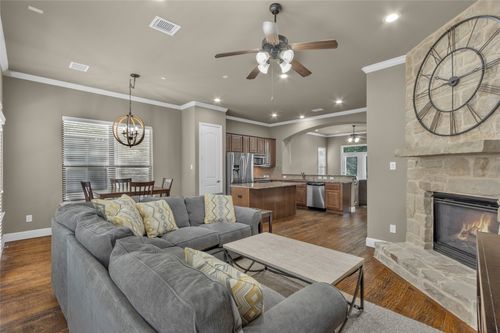 5724 Robbie Rd, Plano, TX, 75024-5841 | Card Image