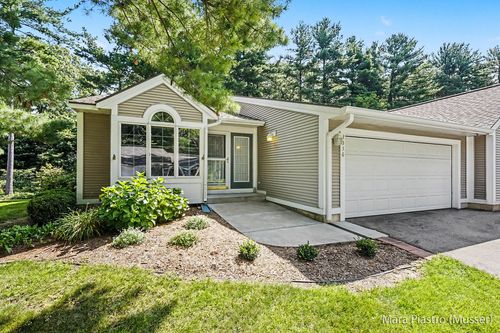32-3336 Woodwind Drive Ne, Grand Rapids, MI, 49525 | Card Image