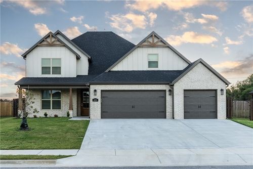 1211 Montieri Dr, Centerton, AR, 72719-9532 | Card Image