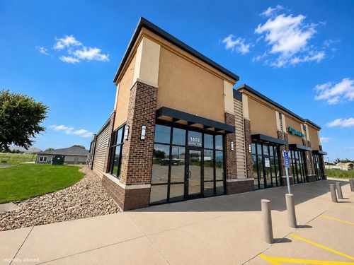 104-1802 Sw 4th Street, Waverly, IA, 50677 | Card Image