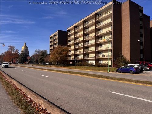 303-2106 Kanawha Blvd E, Charleston, WV, 25311-2236 | Card Image