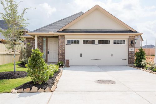 12111 Parade Park Pl, Houston, TX, 77047-3535 | Card Image