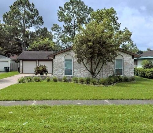 11915 Hendon Ln, Houston, TX, 77072-4707 | Card Image