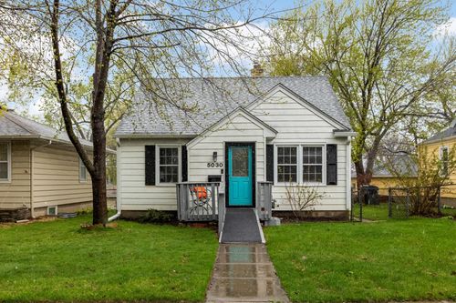 5030 6th St Ne, Columbia Heights, MN, 55421-1628 | Card Image