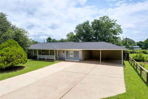 109 County Road 1224, Mount Pleasant, TX, 75455-1715 | Card Image