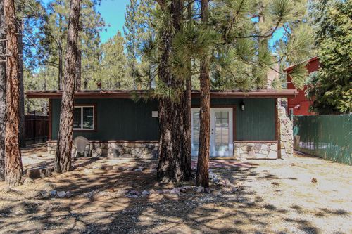 805 E Fairway Blvd, Big Bear City, CA, 92314-8919 | Card Image