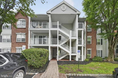 76 Chambord Ct, Hamilton, NJ, 08619-4707 | Card Image