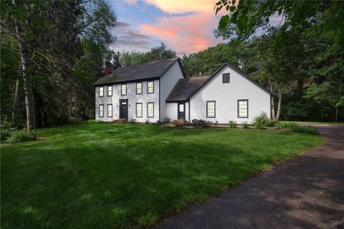 3712 Glen Crest Court, Eau Claire, WI, 54701 | Card Image
