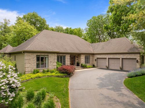 1261 Deer Ct, Lake Geneva, WI, 53147-4902 | Card Image