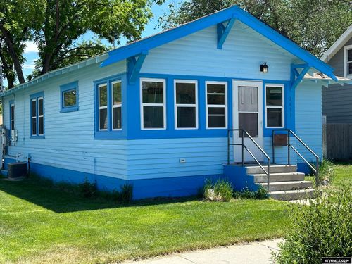 2433 B St, Torrington, WY, 82240-2328 | Card Image