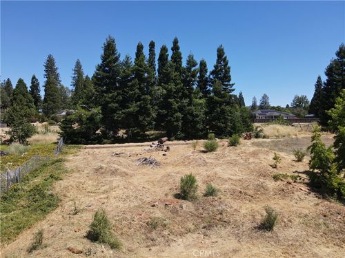 1371 Orput Ln, Paradise, CA, 95969-4201 | Card Image