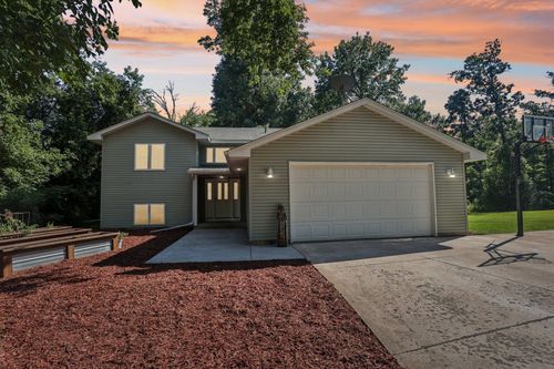 7765 490th St, Rush City, MN, 55069-2497 | Card Image