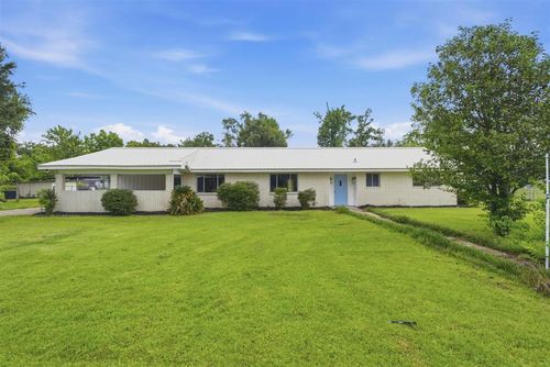325 Noma, Westlake, LA, 70669 | Card Image
